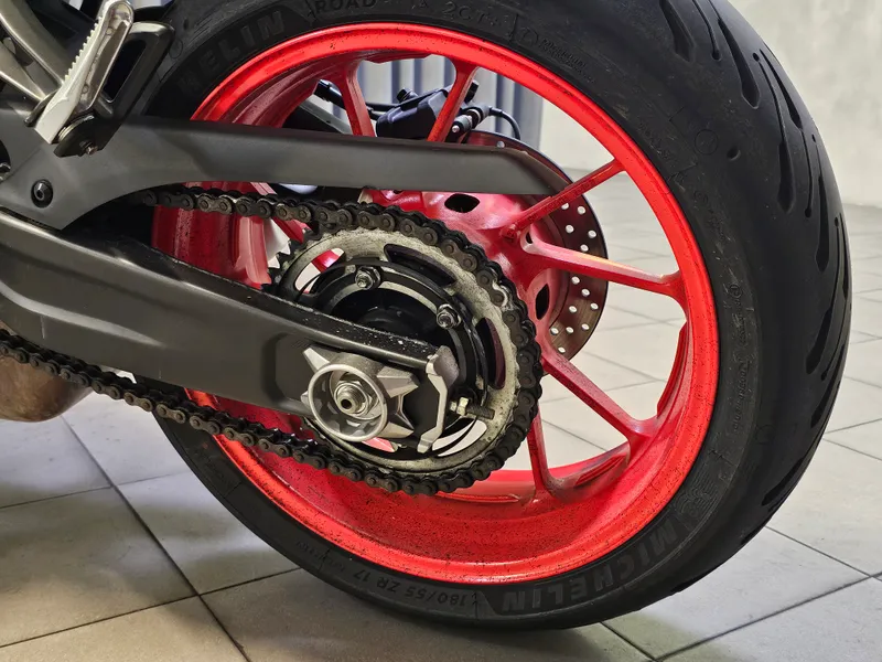 Yamaha MT-07 foto 21