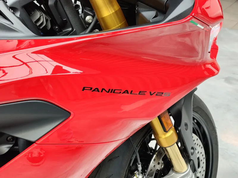 Ducati Panigale foto 15