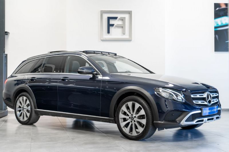 Mercedes Benz E 220 ALL-TERRAIN 4 MATIC