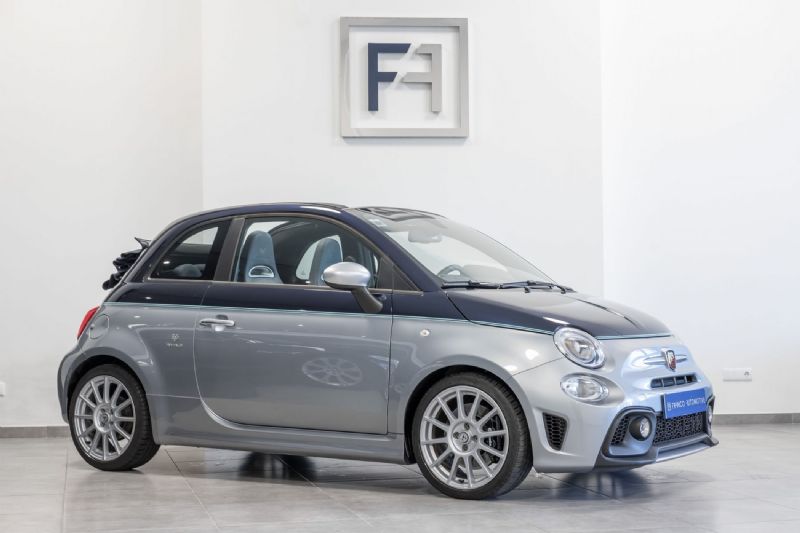 Abarth 695C RIVALE CX Aut C/ Carbono
