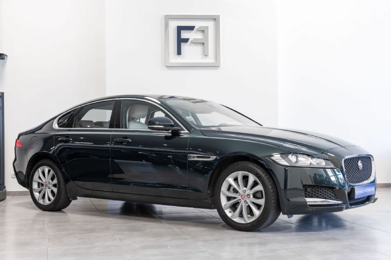 Jaguar XF 2.0 i 4D Prestige AUTO 180 CV