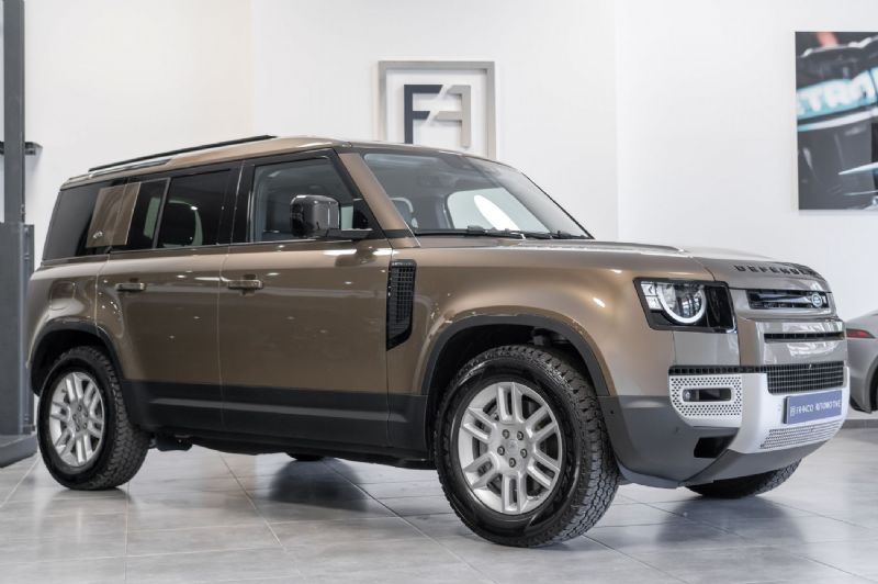 Land Rover Defender 3.0L 110 AWD S 7L